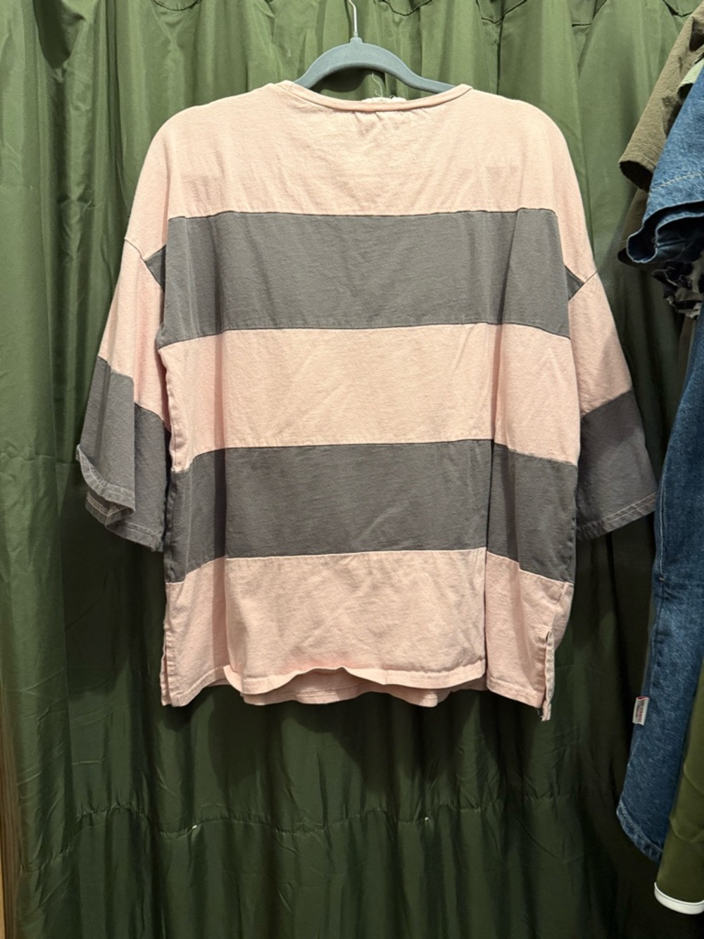 easel Blush Pink Tee with Heather Gray - Picture 4 of 5